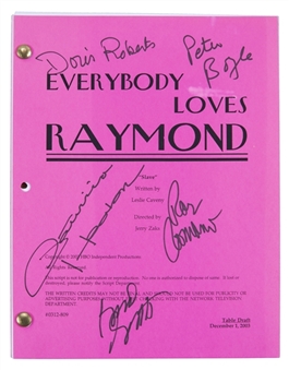 "Everybody Loves Raymond" Cast Signed 2003 Script with 5 Signatures Including Ray Romano, Peter Boyle, Doris Roberts, Patricia Headon, and Brad Garrett (JSA)
